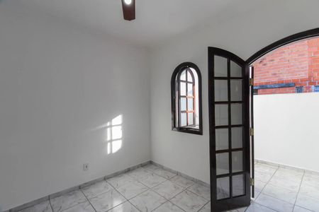 Casa para alugar com 180m², 1 quarto e sem vaga Casa para alugar com 180m², 1 quarto e sem vagaSuite