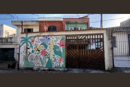 Casa para alugar com 180m², 1 quarto e sem vaga Casa para alugar com 180m², 1 quarto e sem vagaFachada + Placa