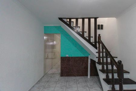 Casa para alugar com 180m², 1 quarto e sem vaga Casa para alugar com 180m², 1 quarto e sem vagaSala