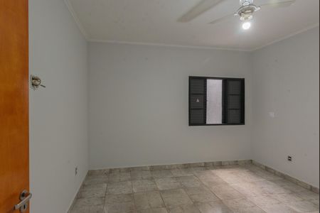 Casa para alugar com 156m², 3 quartos e 5 vagas Casa para alugar com 156m², 3 quartos e 5 vagasQuarto 2