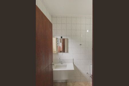 Casa para alugar com 156m², 3 quartos e 5 vagas Casa para alugar com 156m², 3 quartos e 5 vagasBanheiro da Suíte