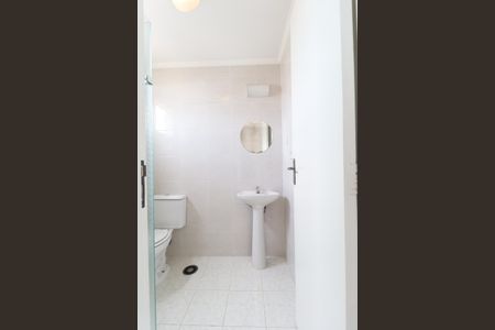 Apartamento para alugar com 67m², 2 quartos e 2 vagas Apartamento para alugar com 67m², 2 quartos e 2 vagasBanheiro da Suíte 2