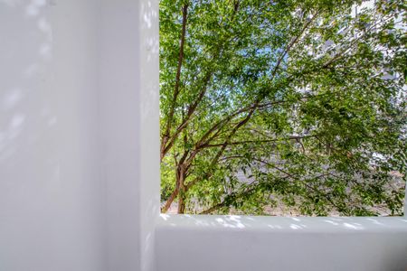 Apartamento à venda com 56m², 1 quarto e sem vagaCozinha e Área de Serviço - Vista