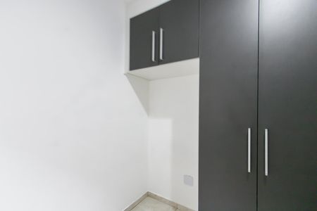 Quarto 1 de apartamento para alugar com 2 quartos, 43m² em Vila Guilhermina, São Paulo