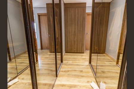 Apartamento à venda com 159m², 3 quartos e 2 vagasCloset da suíte