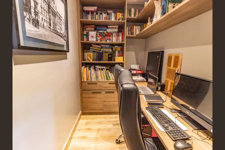 Apartamento à venda com 159m², 3 quartos e 2 vagasEscritório