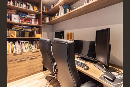 Apartamento à venda com 159m², 3 quartos e 2 vagasEscritório