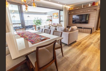 Apartamento à venda com 159m², 3 quartos e 2 vagasSala