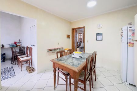 Casa de condomínio para alugar com 175m², 3 quartos e 5 vagasCozinha e Área de Serviço