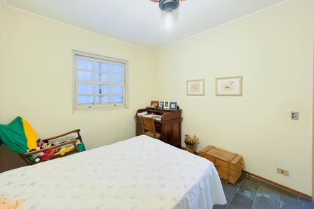 Casa de condomínio para alugar com 175m², 3 quartos e 5 vagasQuarto 1