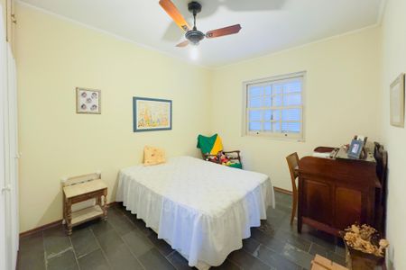 Casa de condomínio para alugar com 175m², 3 quartos e 5 vagasQuarto 1