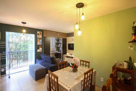 Sala de apartamento à venda com 2 quartos, 58m² em Vila Cunha Bueno, São Paulo