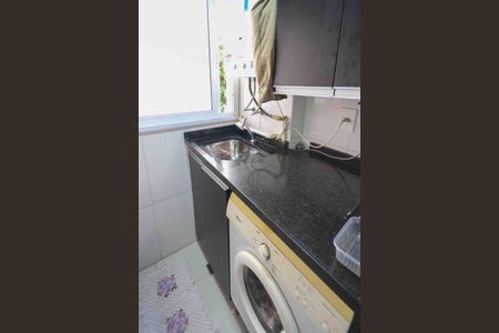 Apartamento à venda com 58m², 2 quartos e 1 vaga Apartamento à venda com 58m², 2 quartos e 1 vagaÁrea de Serviço