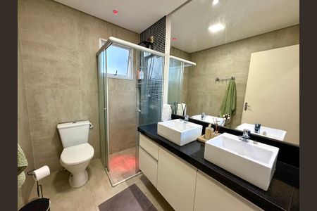 Apartamento à venda com 48m², 2 quartos e 1 vaga Apartamento à venda com 48m², 2 quartos e 1 vagaBanheiro Social