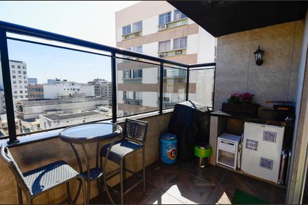 Apartamento à venda com 122m², 3 quartos e 1 vaga Apartamento à venda com 122m², 3 quartos e 1 vagaVaranda