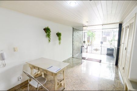 Apartamento à venda com 122m², 3 quartos e 1 vaga Apartamento à venda com 122m², 3 quartos e 1 vagaÁrea comum