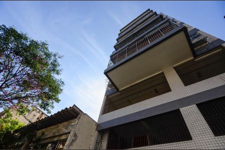 Apartamento à venda com 122m², 3 quartos e 1 vaga Apartamento à venda com 122m², 3 quartos e 1 vagaFachada