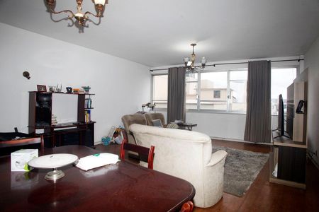 Apartamento à venda com 175m², 5 quartos e 1 vagaSala