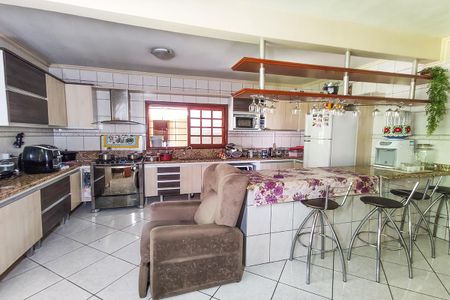 Casa à venda com 78m², 3 quartos e 1 vagaCozinha e Área de Serviço