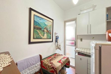 Apartamento à venda com 76m², 2 quartos e 1 vaga