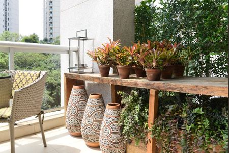 Apartamento para alugar com 105m², 1 quarto e 2 vagasvaranda