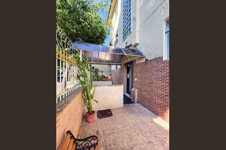 Apartamento à venda com 55m², 2 quartos e sem vagaÁrea comum