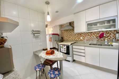 Apartamento para alugar com 110m², 3 quartos e 1 vaga Apartamento para alugar com 110m², 3 quartos e 1 vagaCozinha