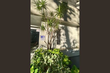 Apartamento para alugar com 110m², 3 quartos e 1 vaga Apartamento para alugar com 110m², 3 quartos e 1 vagaPlaca