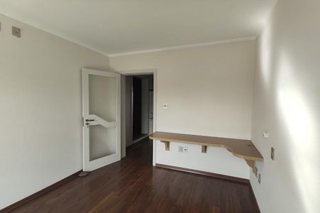 Casa à venda com 102m², 4 quartos e 2 vagas Casa à venda com 102m², 4 quartos e 2 vagasQuarto 1