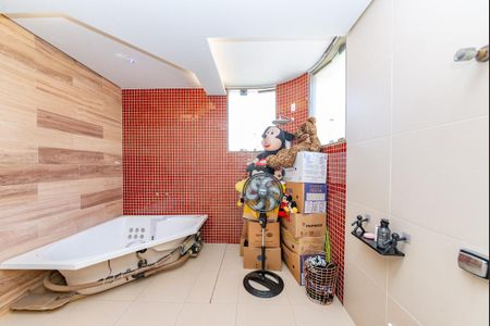 Casa para alugar com 365m², 4 quartos e 8 vagasBanheiro da Suíte