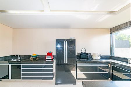 Casa para alugar com 365m², 4 quartos e 8 vagasCozinha