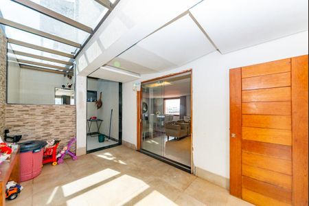 Casa para alugar com 365m², 4 quartos e 8 vagasVaranda da Sala 1