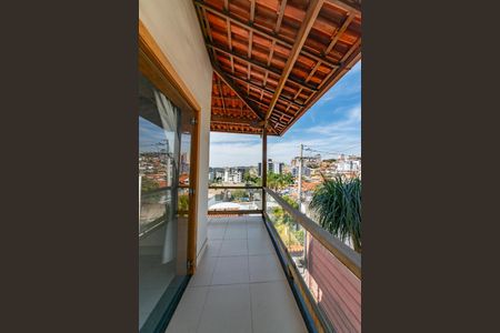 Casa para alugar com 365m², 4 quartos e 8 vagasVaranda da Suíte