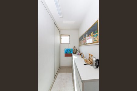 Casa para alugar com 365m², 4 quartos e 8 vagasCloset da suíte