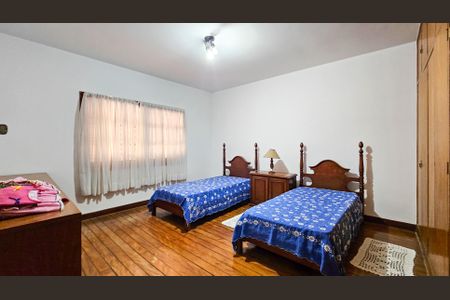 Casa à venda com 900m², 5 quartos e 4 vagas Casa à venda com 900m², 5 quartos e 4 vagasSuíte 3