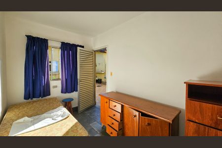 Casa à venda com 900m², 5 quartos e 4 vagas Casa à venda com 900m², 5 quartos e 4 vagasQuarto de Serviço 2