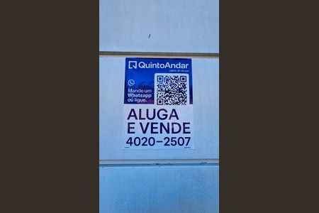 Casa à venda com 900m², 5 quartos e 4 vagas Casa à venda com 900m², 5 quartos e 4 vagasPlaca