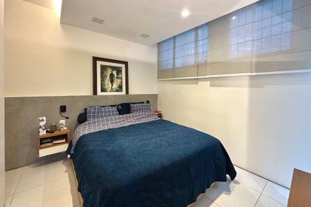 Apartamento à venda com 106m², 2 quartos e sem vagaSuíte