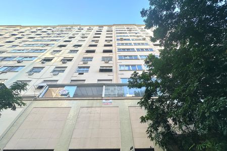 Apartamento à venda com 106m², 2 quartos e sem vagaFachada
