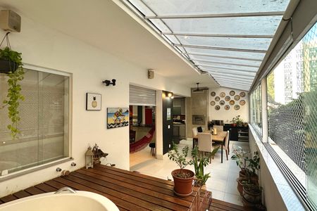 Varanda de apartamento à venda com 2 quartos, 106m² em Copacabana, Rio de Janeiro