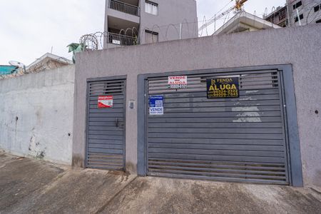 Apartamento à venda com 40m², 2 quartos e sem vaga Apartamento à venda com 40m², 2 quartos e sem vagaFachada