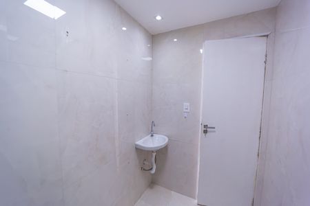 Apartamento à venda com 40m², 2 quartos e sem vaga Apartamento à venda com 40m², 2 quartos e sem vagaBanheiro