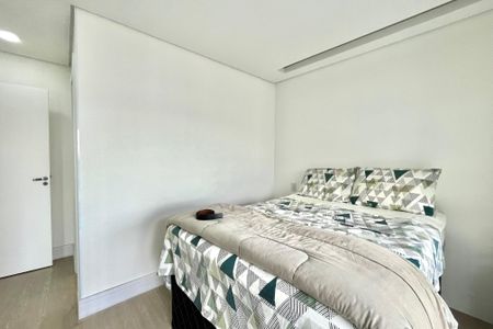 Suíte de apartamento à venda com 2 quartos, 89m² em Jardim Prudência, São Paulo