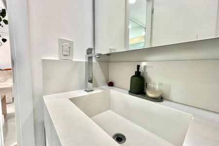Apartamento à venda com 89m², 2 quartos e 2 vagasBanheiro da Suíte