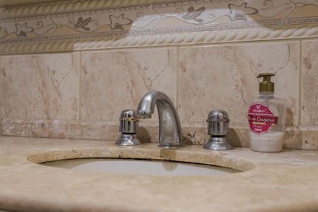 Apartamento à venda com 69m², 2 quartos e 1 vaga Apartamento à venda com 69m², 2 quartos e 1 vagaBanheiro