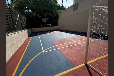 Apartamento à venda com 83m², 2 quartos e 2 vagasÁrea comum - Quadra