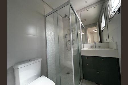 Apartamento à venda com 83m², 2 quartos e 2 vagasBanheiro da Suíte