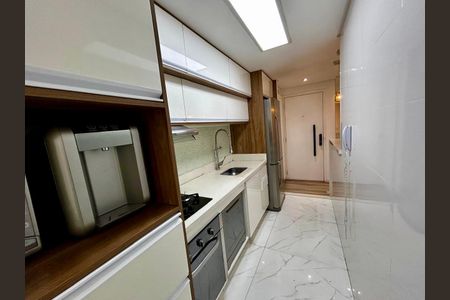 Apartamento à venda com 83m², 2 quartos e 2 vagasCozinha