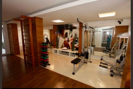 Apartamento à venda com 83m², 2 quartos e 2 vagasÁrea comum - Academia