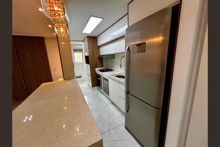 Apartamento à venda com 83m², 2 quartos e 2 vagasCozinha